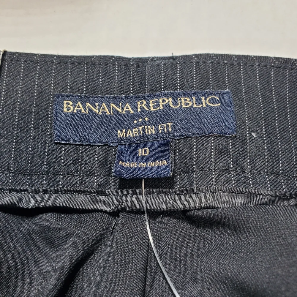 Banana Republic Martin Fit Black Pinstripe Straight Leg Pants Size 10